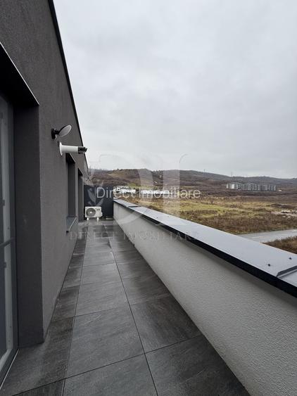 Apartament la cheie / terasa si parcare / Zona Terra - 14