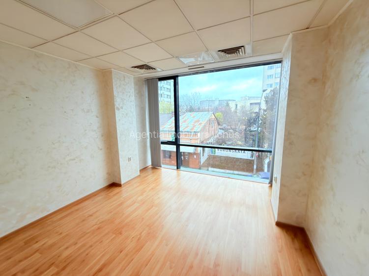 Birou ultracentral amenajat - 2