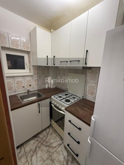 Apartament 2 camere semi-decomandat Salaj - 4