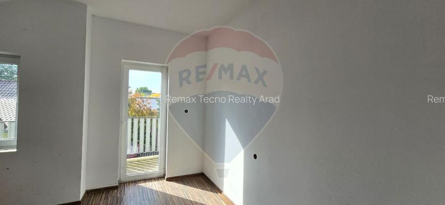 Casă la gri P+M cu anexă – oportunitate unică în Chișineu-Criș! - 25