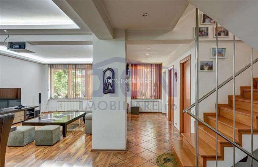 Casa moderna cu terasa, in apropierea celor mai frumoase puncte ale orasului - 10