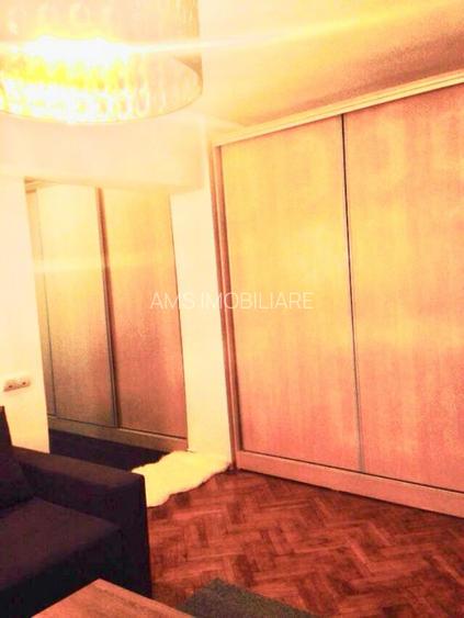 AP 3 CAMERE / TERASA GENEROASA / BOXA - 12