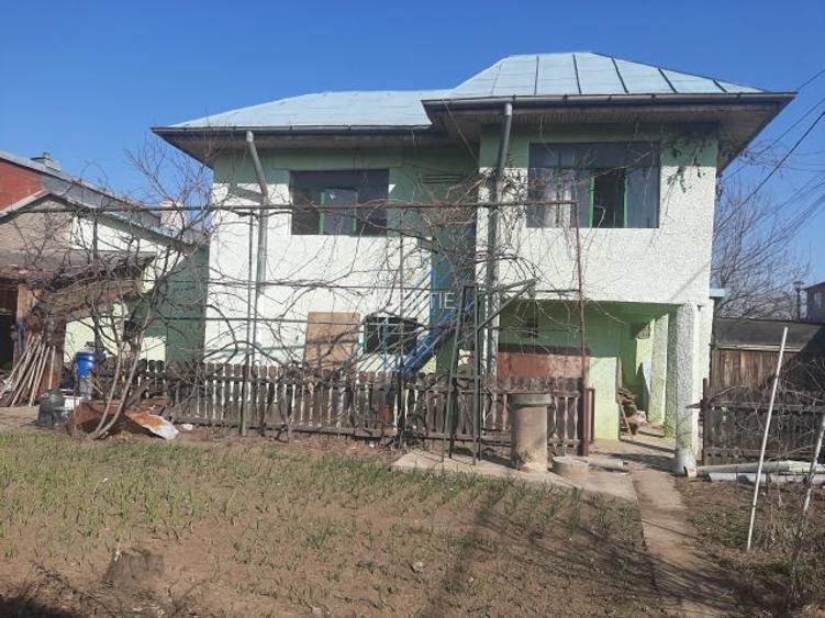 Pantelimon-teren 242mp+casa veche - 2