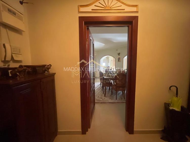 Vila superba**8 camere** Teren 1300 mp***Piscina+Sauna/Pipera - 34