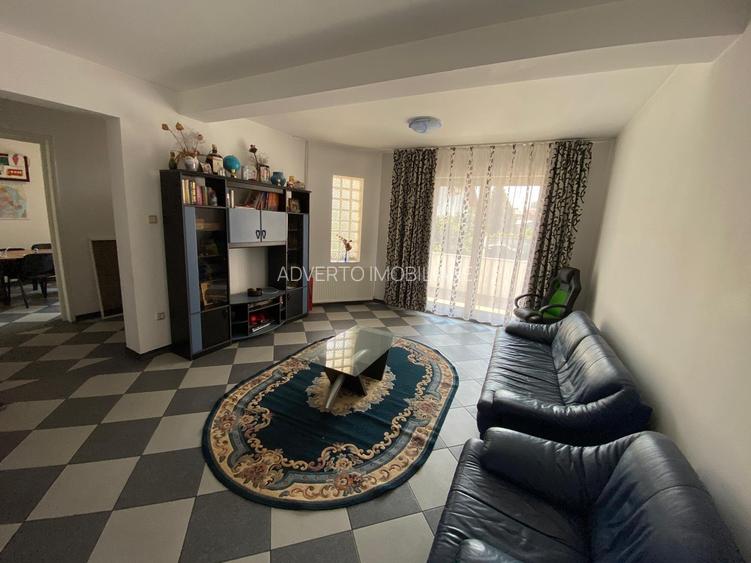 Vanzare casa vila 5 camere zona Crangasi - 4