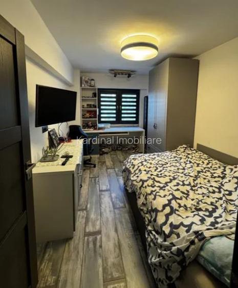 Apartament 4 camere Toamnei - Centrul Civic, etaj intermediar. - 5