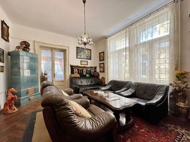 APARTAMENT CU FARMEC ISTORIC IN ZONA SCHEI - 4