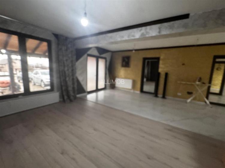 Casa 7 camere in Manesti. - 6