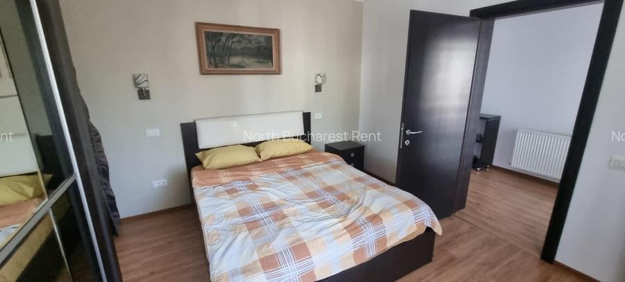 Vila cu piscina zona Iancu Nicolae-Pipera 5 camere - 8