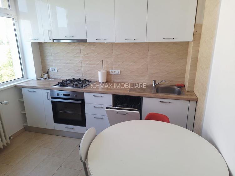 Victoriei Averescu A lrcul de Triumf - 9