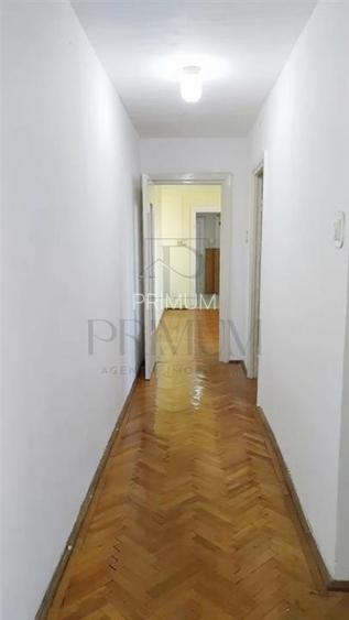 FAVORIT - 3 CAM - CENTR. PROPRIE - SPATIOS - APROAPE DE CENTRU - 6