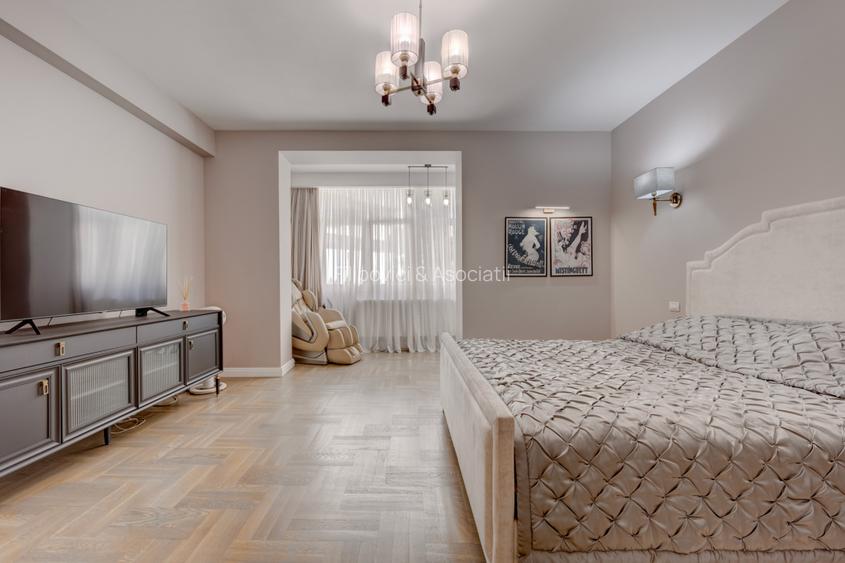 CAROL - EPISCOP CHESARIE, APARTAMENT 250 MP TOTAL, CURTE 250 MP! - 11