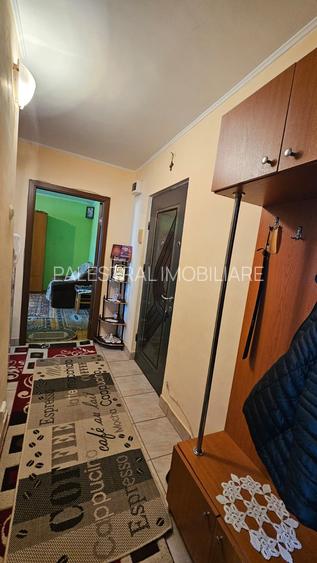 Apartament 2 camere Judetean-lic Informatica,decomandat,125000 Euro - 5