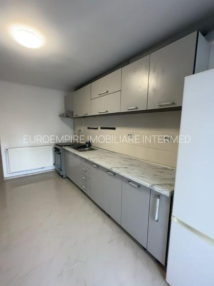 OPORTUNITATE Casa 3 camere zona Faleza Nord - 6