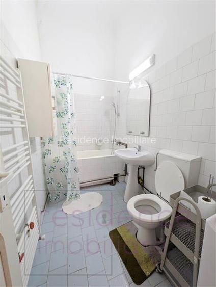 Apartament cu potential in Centru, decomandat - 8