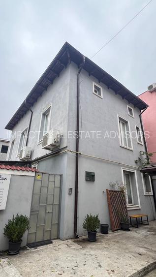 Cladire 23 de camere cu teren 554 mp - 2