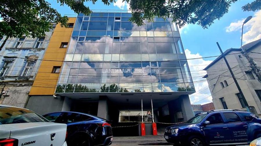 Cladire de birouri / servicii,  1000 mp , semicentral, Timisoara - 2