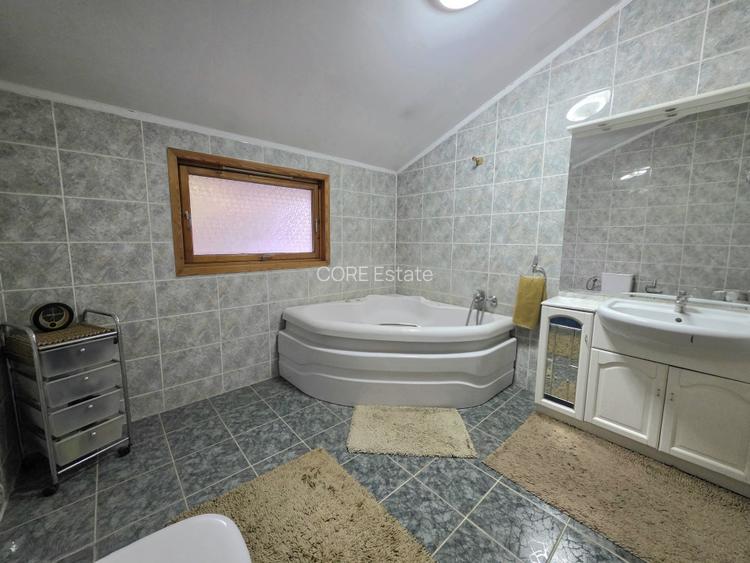 Vilă deosebită de vânzare în Otopeni langa ''Ana Aslan'' - 29