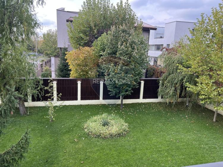 Casă / Vilă cu 5 camere de închiriat în zona Pipera - 38