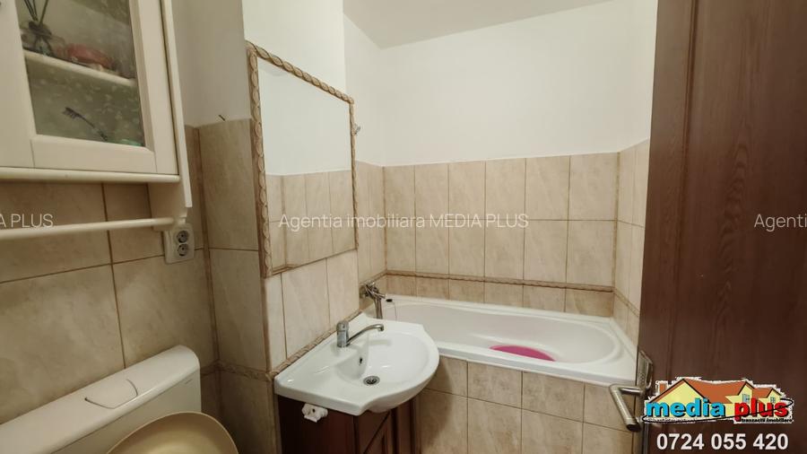 Apartament cu 3 camere decomandat de vânzare – Str. Domnească, - 9