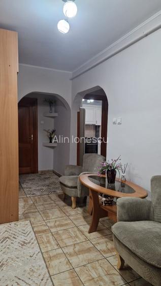 Apartament 3 camere, central - 4