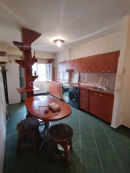 Apartament 3 camere – vis-a-vis de Școala 97, la 5 minute de metrou Timpuri Noi - 3
