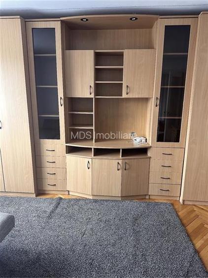 Decomandat la etajul 3, mobilat si utilat linga Profi - 5