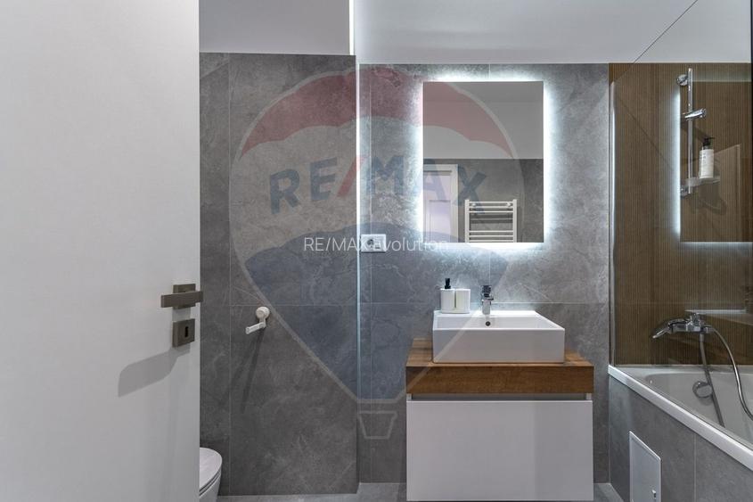 Apartament cu 2 camere  în zona Tractorul - 12