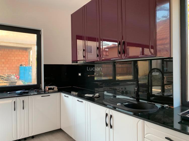 Casa individuala de vanzare - Someseni - An 2020 - 240mp construiti - 15