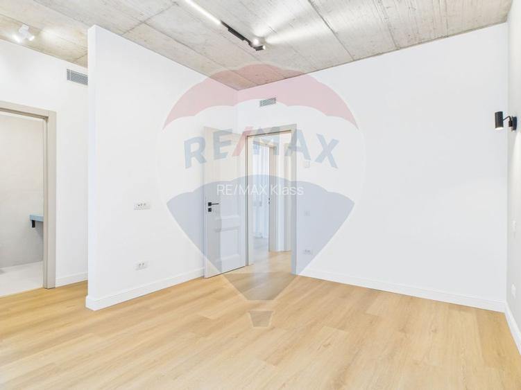 Vila luminoasa cu 4 camere si panouri solare in Amber FOREST Tunari - 14