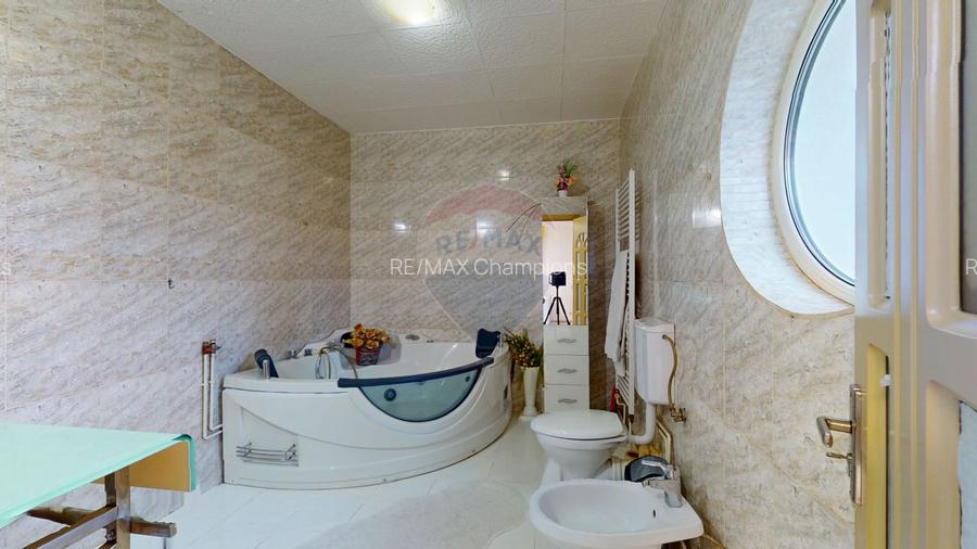 Casă/Vilă individuală | P+E+M | Teren 1075 mp | Cristian - 9