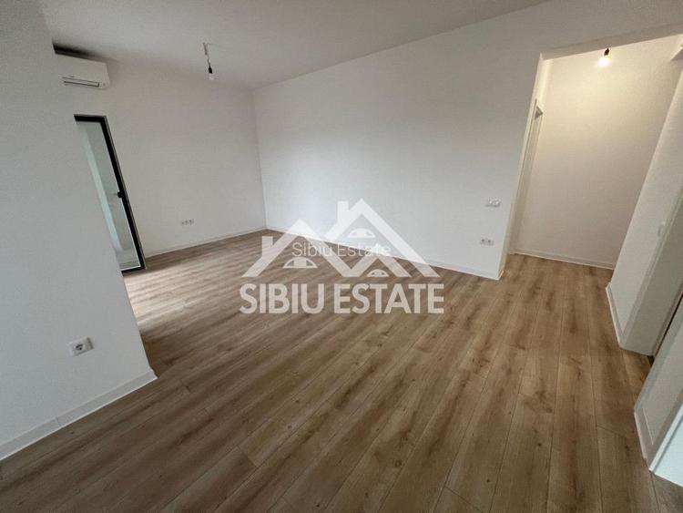 Super apartament 3 camere, 2 bai, terasa si balcon parcare si boxa - 10