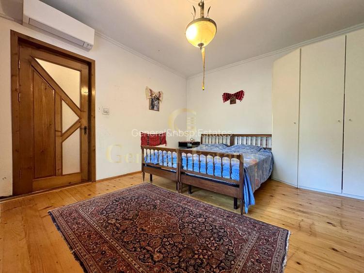 Vânzare Casă  D+P+E - 230 m.p. - Bucium - 14