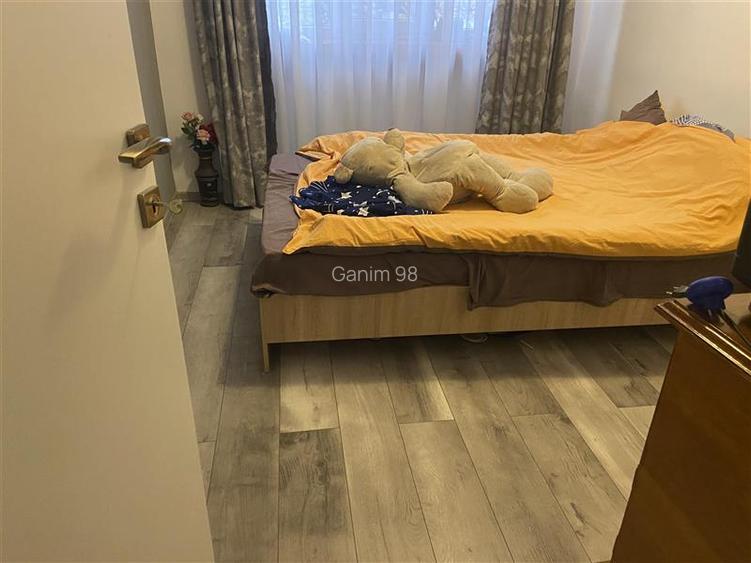 Apartament 2 camere , zona centrala - Scoala nr 10,etaj 2 8  , decomandat - 10