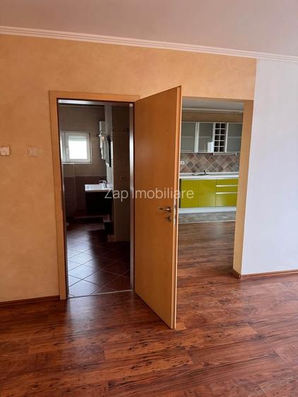 Ultracentral - Apt. Studio - Piata Teatrului - Etaj 9 - 11