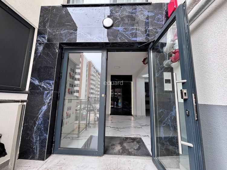PROPRIETAR vand apartament de 2 camere, et. 1, 43 mp utili, metrou 5 min. pe jos - 9