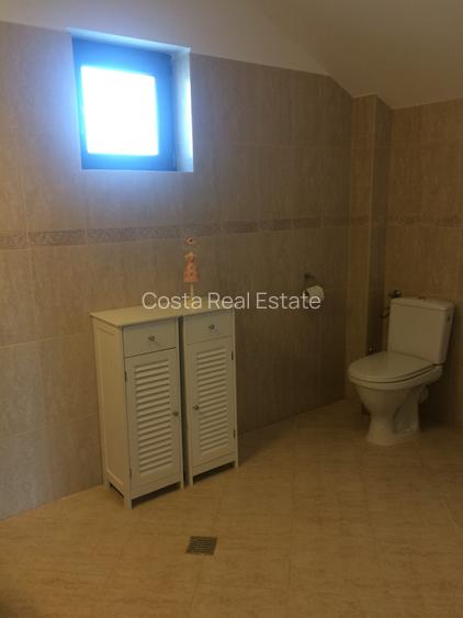 Inchiriere Vila individuala 4 Camere cu Gradina si Garaj - 16