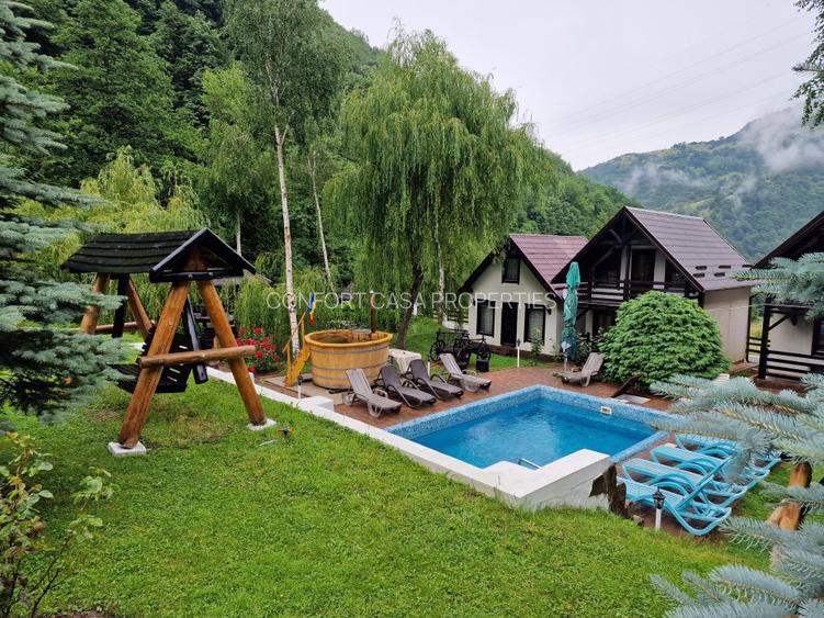 Complex Turistic - 900 mp utili -  teren 3000 mp - Piscina - zona turistica - 3