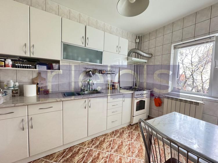 VANZARE 3 CAMERE DECOMANDAT- MALL VITAN - 5