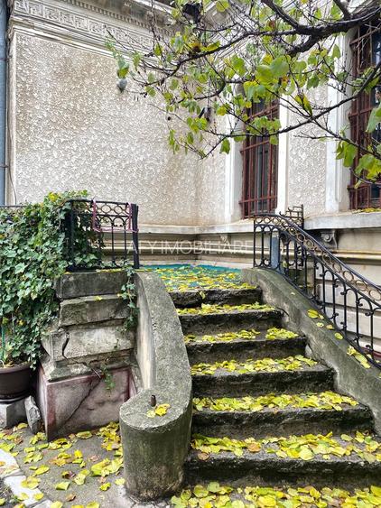 De Vanzare Vila Interbelica, 8-10 Camere, Romana - Zodiac - 36