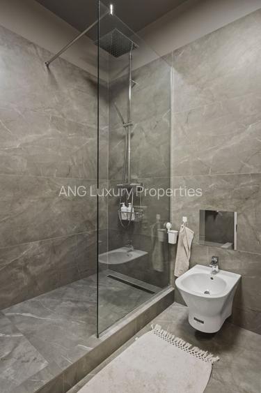 The Panoramic Signature: A Lifestyle Penthouse in Floreasca's Prime Waterfront - 13