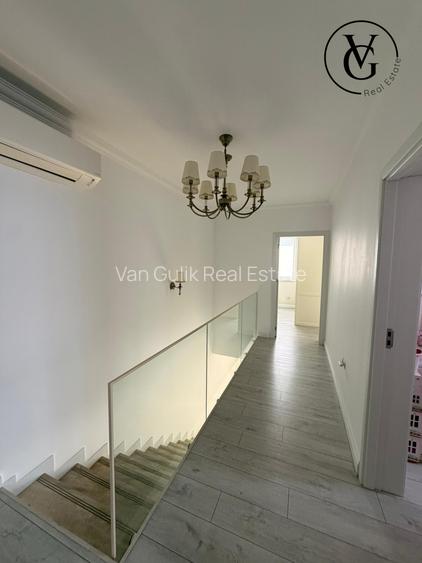 Vila 4 camere Matei Milo | sistem fotovoltaic de 10kW cu baterie de stocare 10Kw - 12