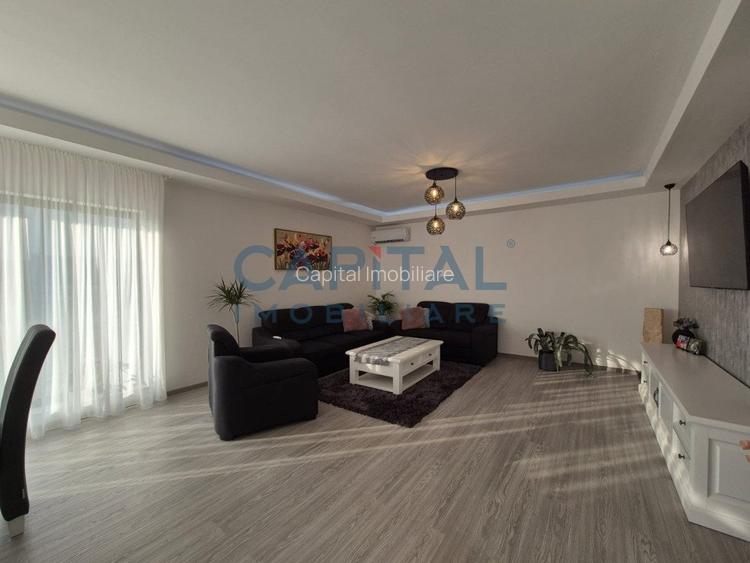 Casa ultrafinisata, garaj, panouri fotovoltaice - 6