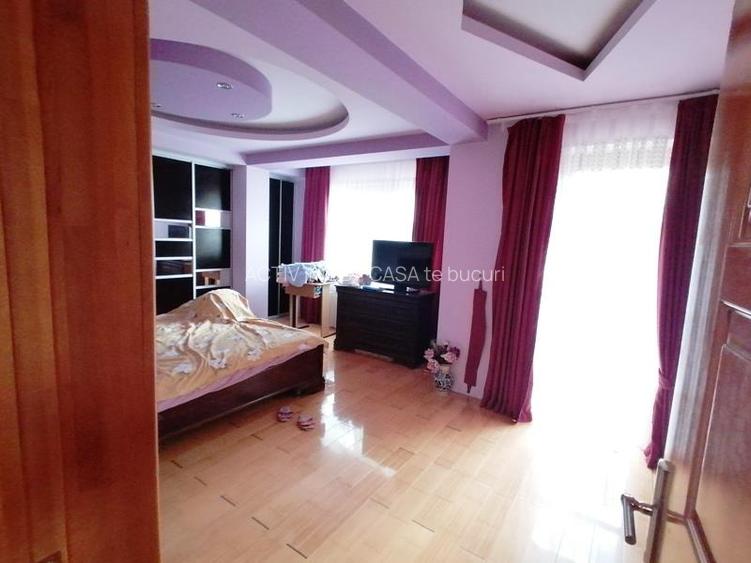 Casa - Vila -  Prelungirea Ghencea - -BUCURESTI- 450000E- 660MP TEREN-COMISION 0 - 11