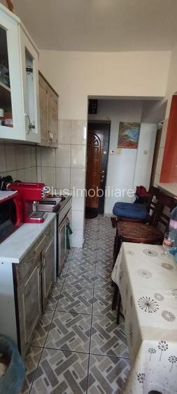 APARTAMENT 2 CAMERE, ETAJ 3, MOBILAT SI UTILAT, PODU ROS - 6