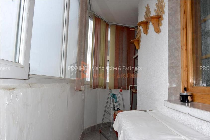 Apartament 3 camere cf 1 decomandat zona 1 Decembrie 1918 - 21
