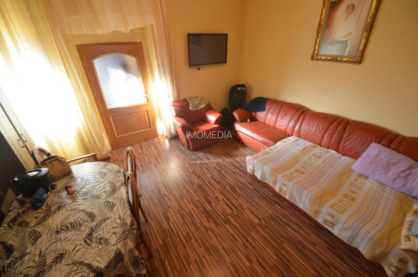 Apartament cu 2 camere amenajat si mobilat - 2