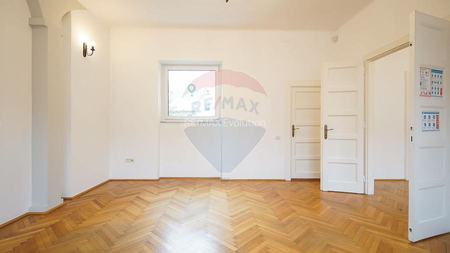 COMISION 0% - Spatiu Comercial de închiriat - Bulevardul 15 Noiembrie - 3