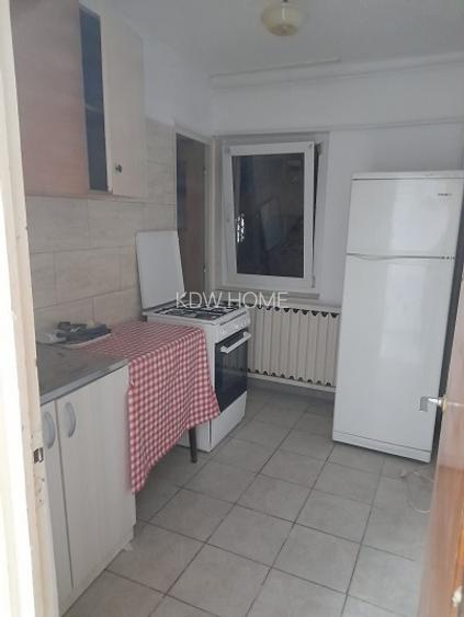 Tei-Domino, Garsoniera - 4