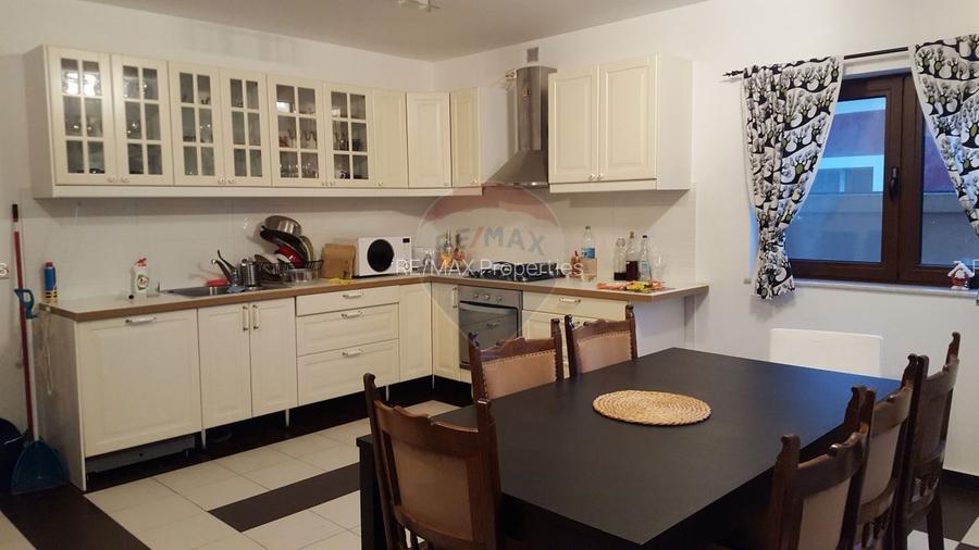 De vanzare vila langa lac la Moara Vlasiei - 5